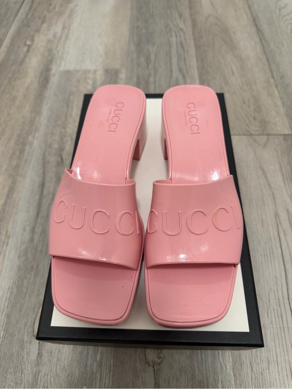 Gucci Pink Patent  Block Heel Mules